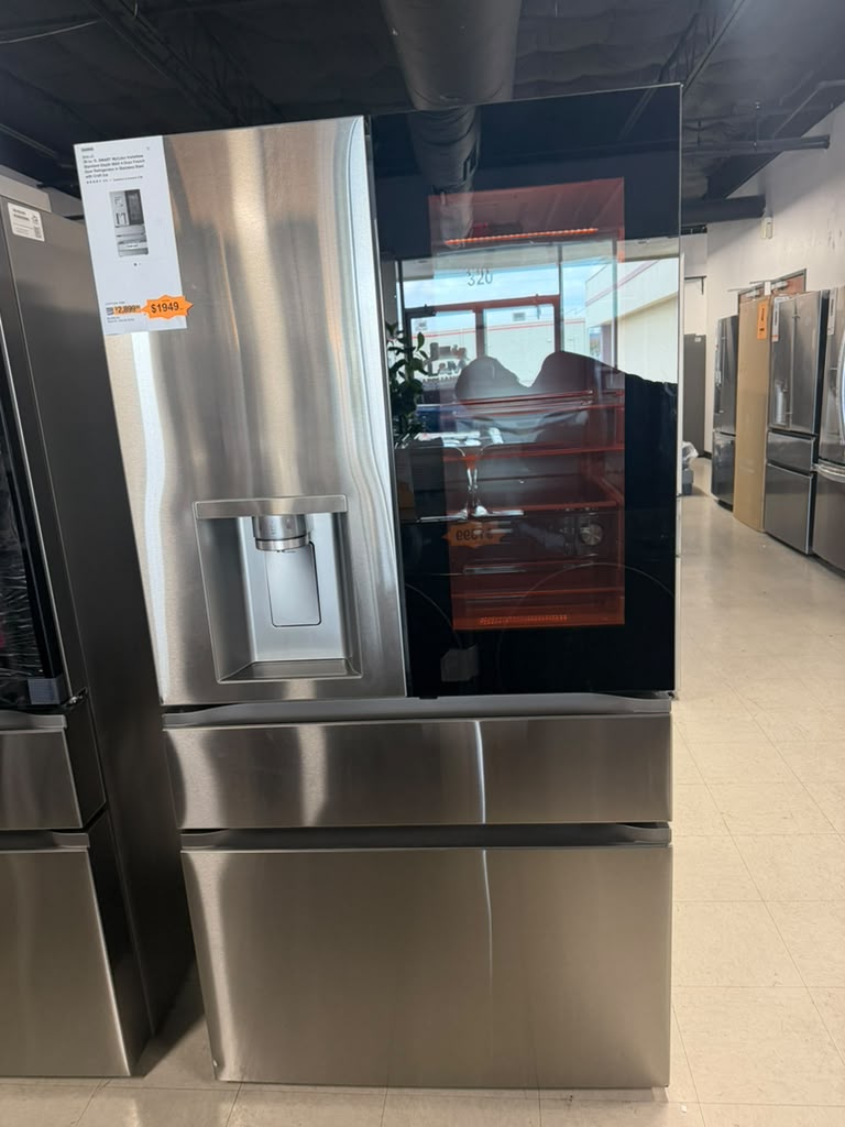 LG Refrigerator 4-door InstaView MyColor