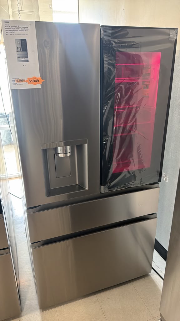 LG Refrigerator 4-door InstaView MyColor