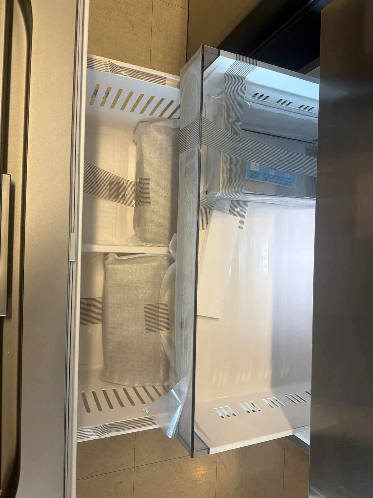 LG refrigerator 4-door dual craft ice maker