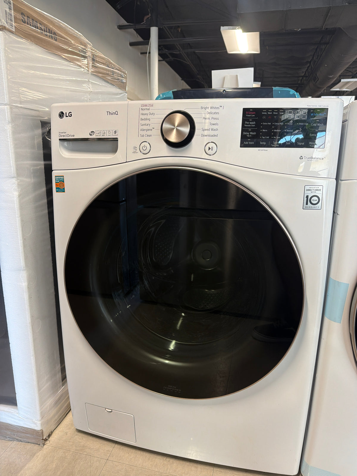LG washer and electric dryer set